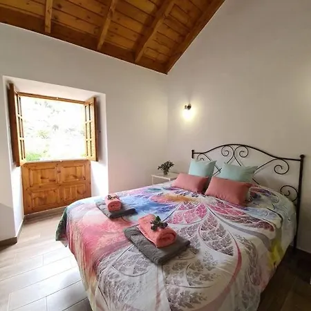 Antigua Escuela Ii Hébergement de vacances Hermigua
